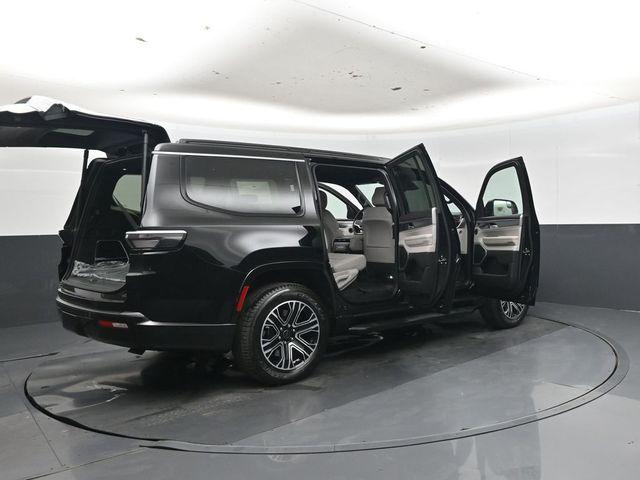 2026 Jeep Grand Wagoneer Unknown