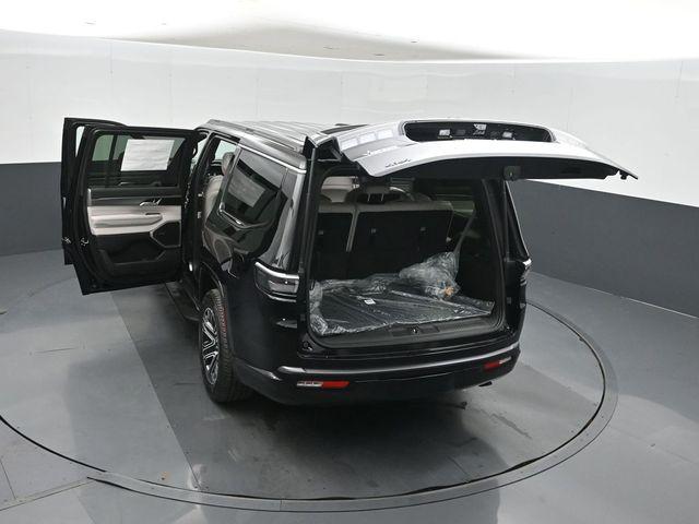 2026 Jeep Grand Wagoneer Unknown