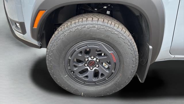 2026 Nissan Frontier Crew Cab PRO-4X 4x4