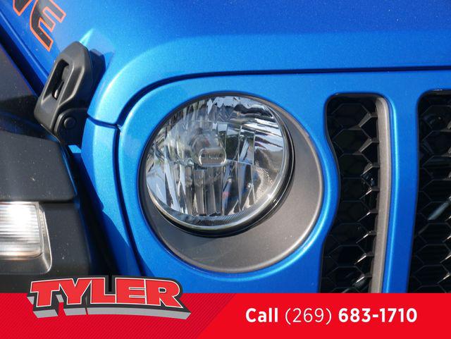 2022 Jeep Gladiator Sport