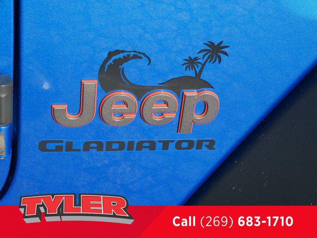 2022 Jeep Gladiator Sport