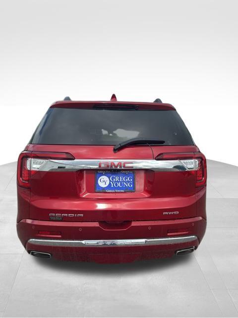 2023 GMC Acadia AWD Denali