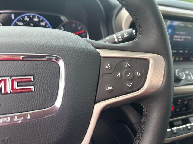 2023 GMC Acadia AWD Denali