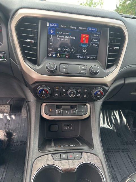2023 GMC Acadia AWD Denali