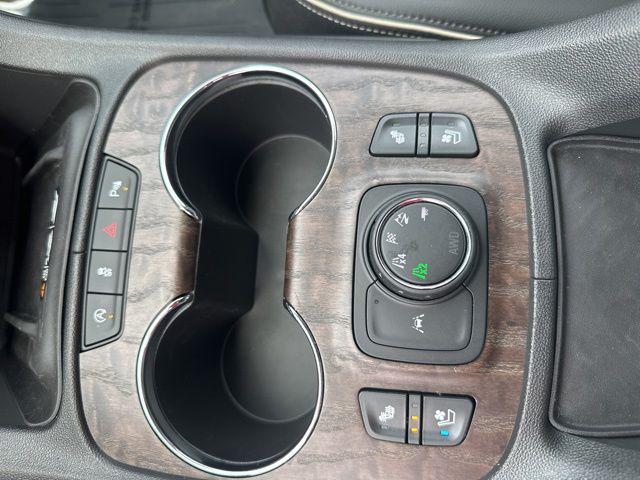 2023 GMC Acadia AWD Denali