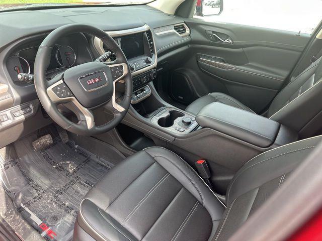 2023 GMC Acadia AWD Denali