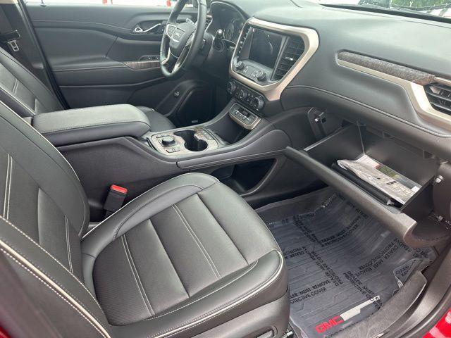 2023 GMC Acadia AWD Denali