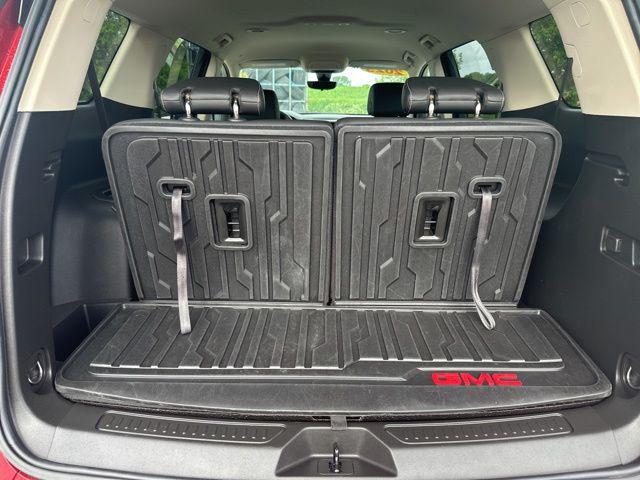 2023 GMC Acadia AWD Denali