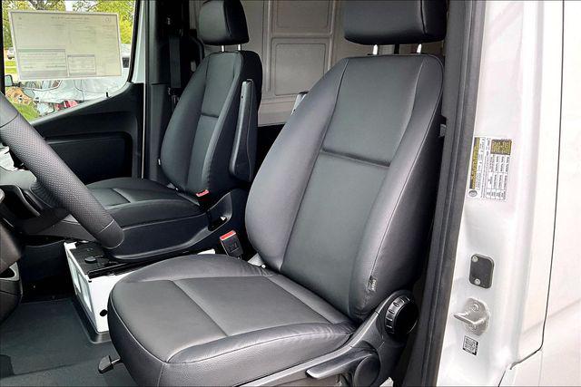 2026 Mercedes-Benz Sprinter 2500 Cargo 170 WB
