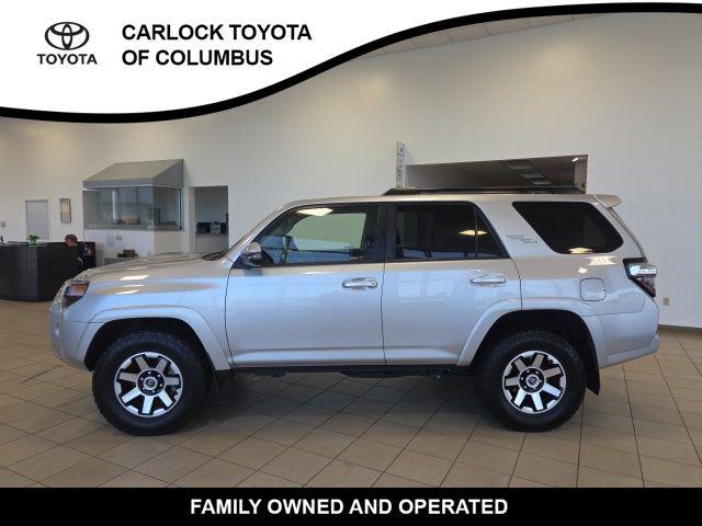 2020 Toyota 4Runner TRD Off-Road Premium 4WD V6's photo