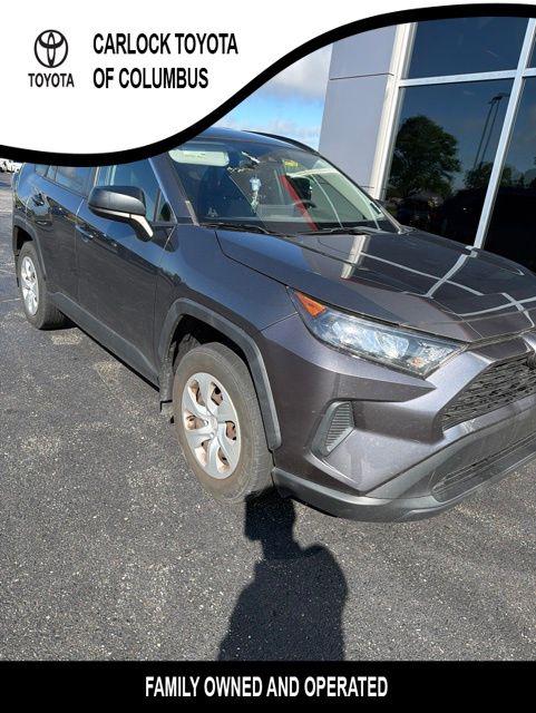 2021 Toyota RAV4 LE FWD's photo