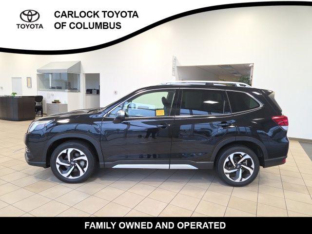 2022 Subaru Forester Touring's photo