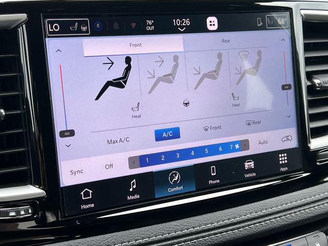 2027 Chrysler Pacifica Select