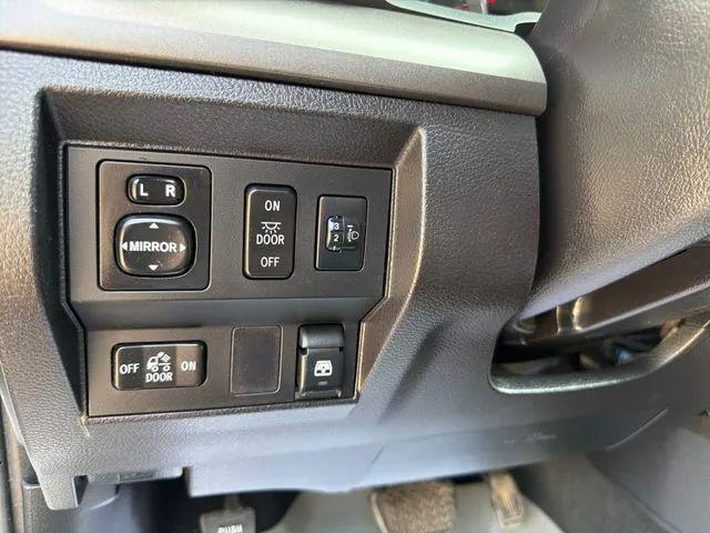 2015 Toyota Tundra SR5 5.7L V8