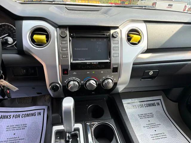 2015 Toyota Tundra SR5 5.7L V8