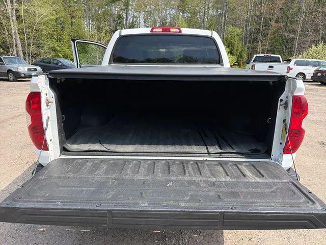 2015 Toyota Tundra SR5 5.7L V8