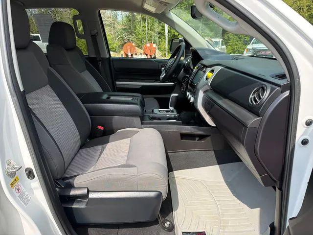 2015 Toyota Tundra SR5 5.7L V8