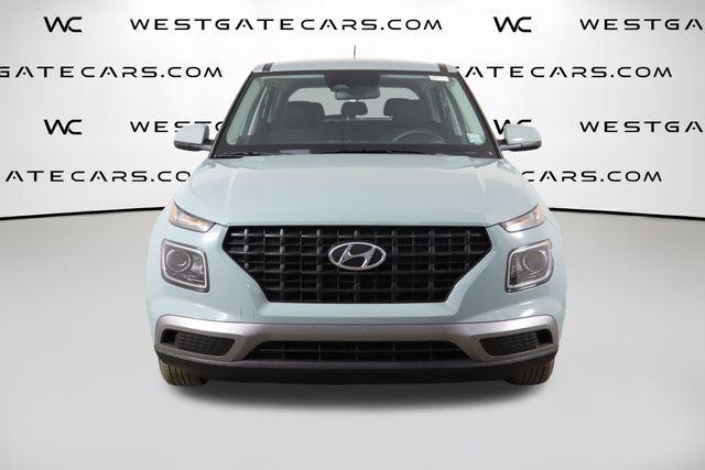 2025 Hyundai Venue SE
