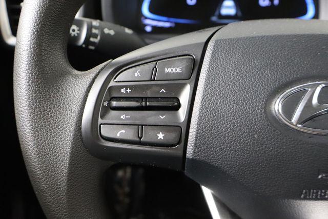 2025 Hyundai Venue SE