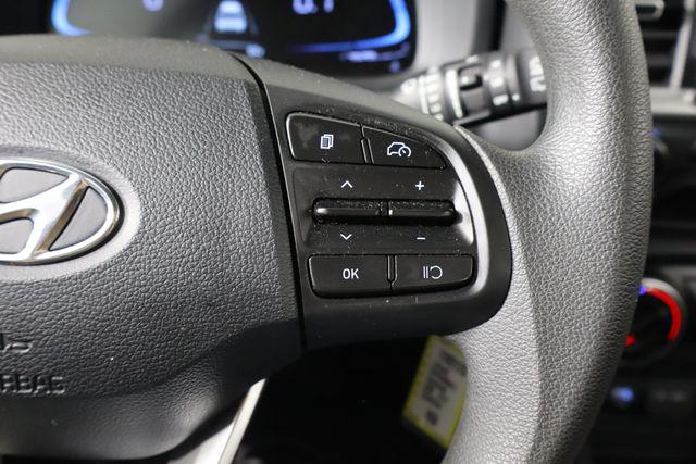2025 Hyundai Venue SE