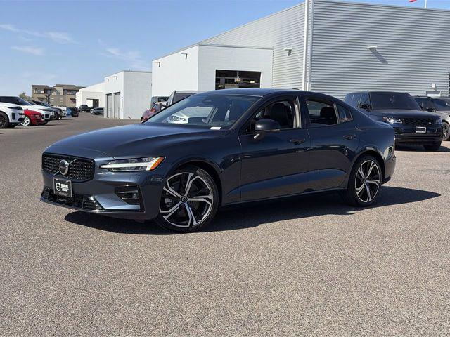 2025 Volvo S60 B5 Core