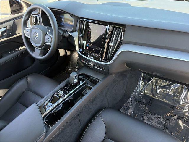 2025 Volvo S60 B5 Core