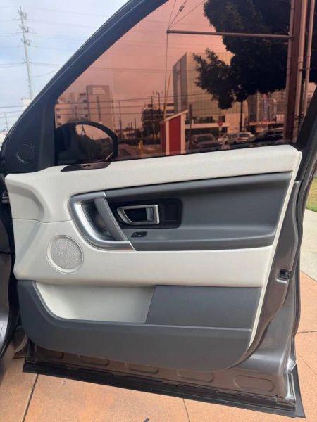 2017 Land Rover Discovery Sport SE