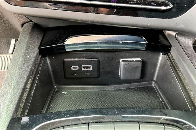 2023 Buick Envision Essence FWD