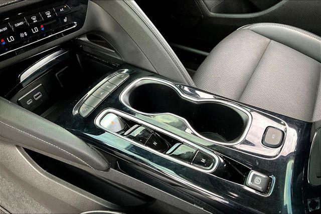 2023 Buick Envision Essence FWD