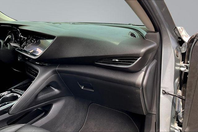 2023 Buick Envision Essence FWD