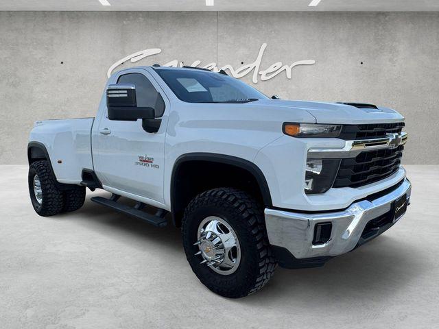 2025 Chevrolet Silverado 3500HD 4WD Regular Cab Long Bed LT