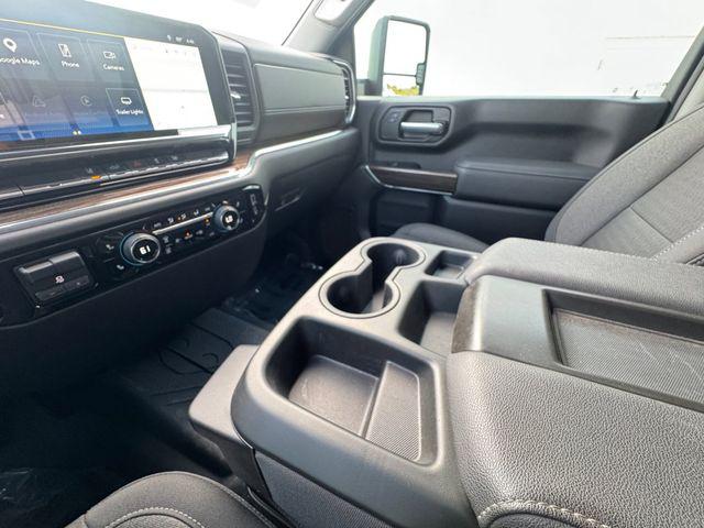 2025 Chevrolet Silverado 3500HD 4WD Regular Cab Long Bed LT