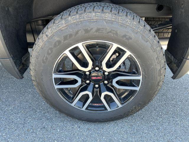 2026 GMC Sierra 1500 Crew Cab, Short Bed, AT4, 4WD