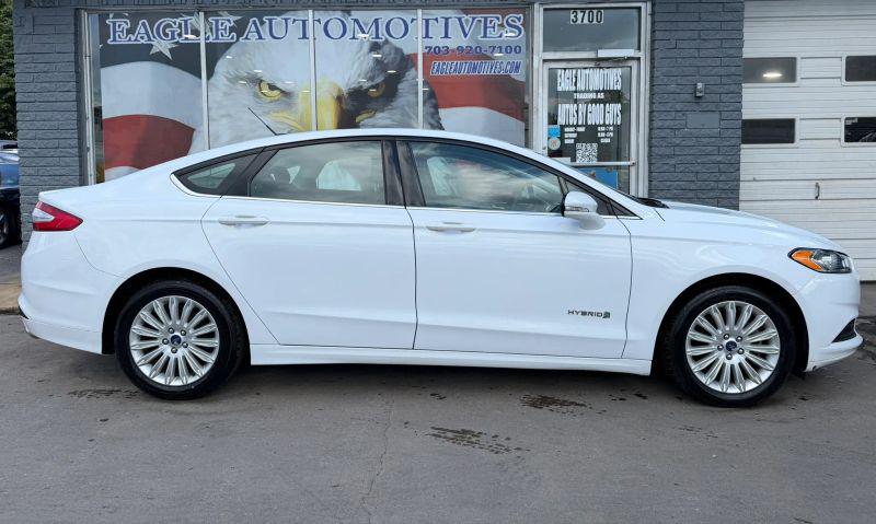 2016 Ford Fusion Hybrid SE