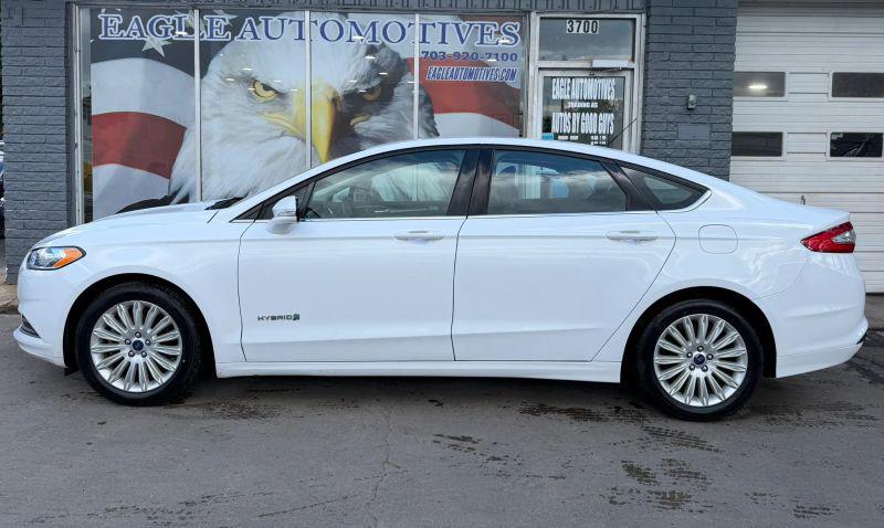 2016 Ford Fusion Hybrid SE