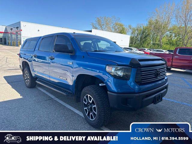 2017 Toyota Tundra SR5 5.7L 4WD Crew Max Short Bed's photo