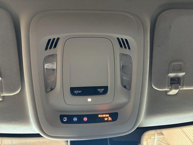 2023 Buick Envision Essence FWD