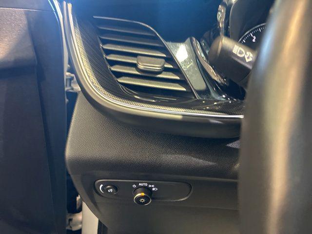 2023 Buick Envision Essence FWD