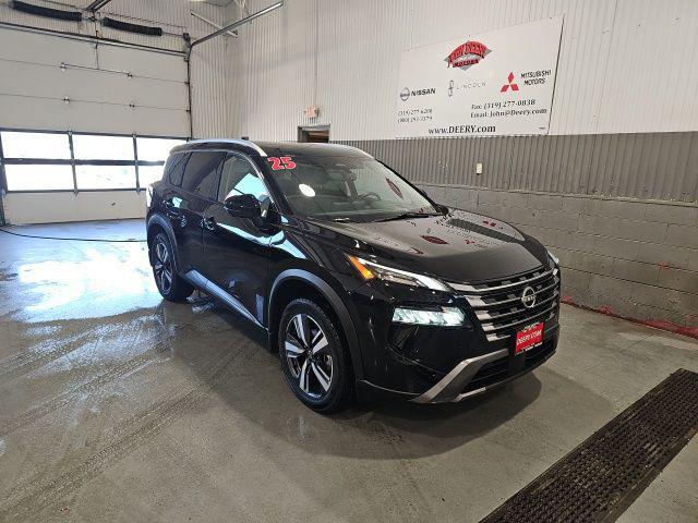 2025 Nissan Rogue SL Intelligent AWD for sale in Cedar Falls, IA