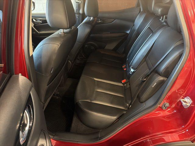 2022 Nissan Rogue Sport SL AWD Xtronic CVT