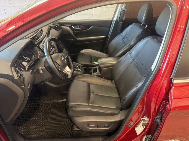 2022 Nissan Rogue Sport SL AWD Xtronic CVT