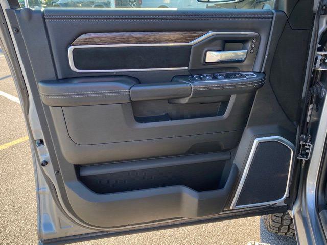 2021 Jeep Ram 2500 Laramie Crew Cab 4x4 6'4" Box