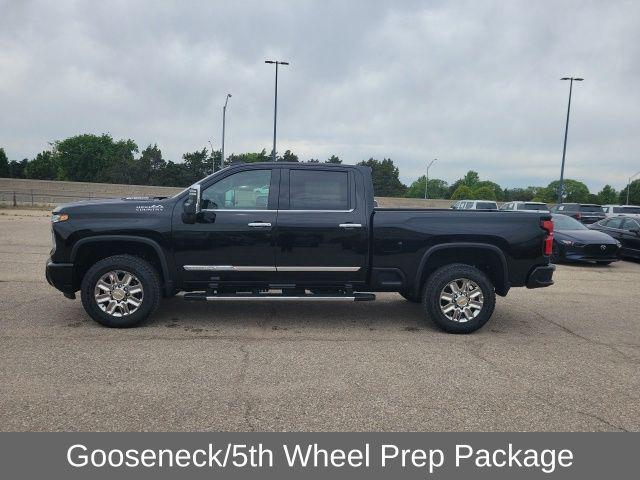 2026 Chevrolet Silverado 2500HD Crew Cab, Standard Bed, High Country, 4WD