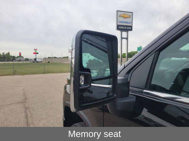 2026 Chevrolet Silverado 2500HD Crew Cab, Standard Bed, High Country, 4WD