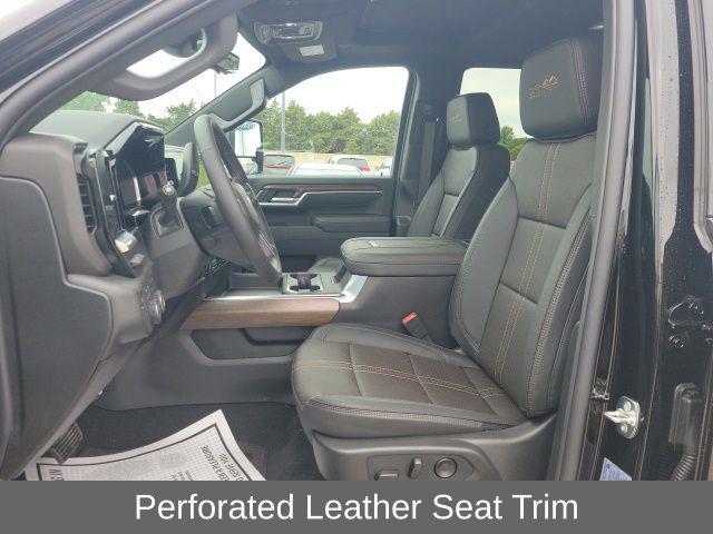 2026 Chevrolet Silverado 2500HD Crew Cab, Standard Bed, High Country, 4WD