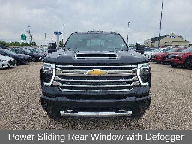 2026 Chevrolet Silverado 2500HD Crew Cab, Standard Bed, High Country, 4WD