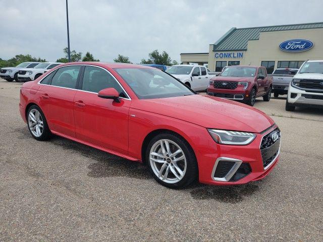 2024 Audi A4 Premium Plus 45 TFSI S line quattro S tronic