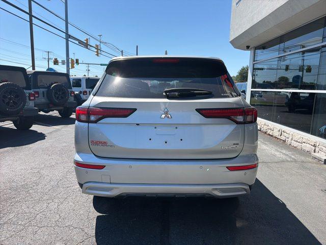 2024 Mitsubishi Outlander PHEV SE S-AWC