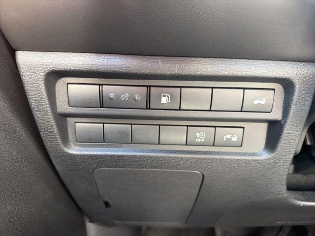 2024 Mitsubishi Outlander PHEV SE S-AWC