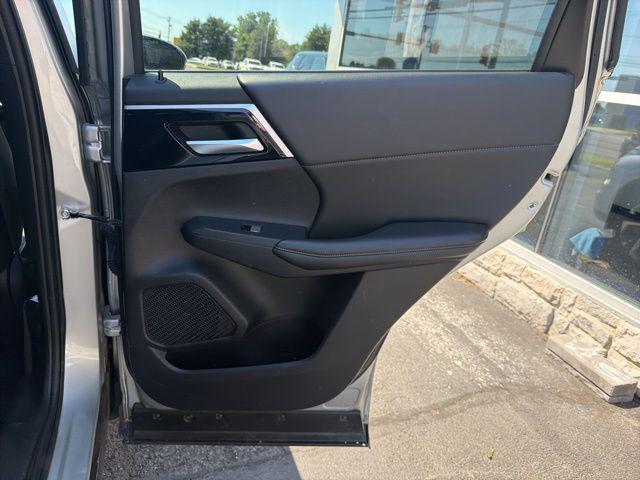 2024 Mitsubishi Outlander PHEV SE S-AWC